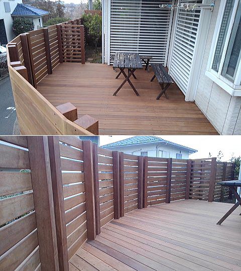 R型の角地のウッドデッキ